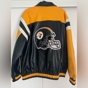 NFL PITTSBURGH Steelers winter jacket men’s  XL no damages barely worn!